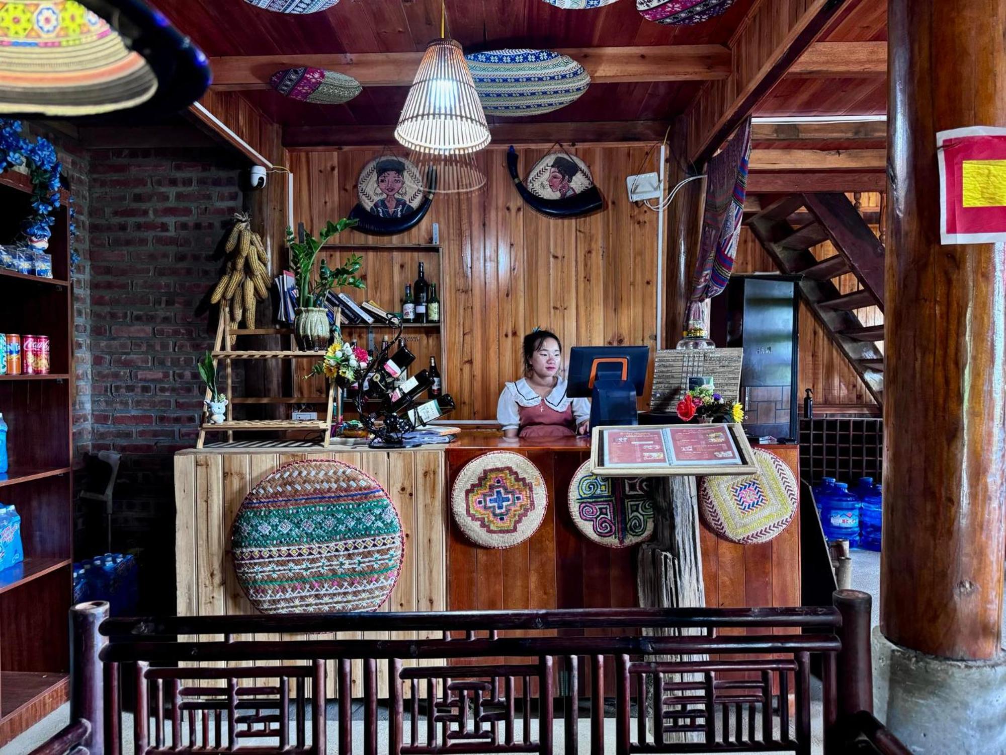 Surelee Homestay Sa Pa Esterno foto